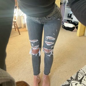 Levi’s skinny, ripped jeans